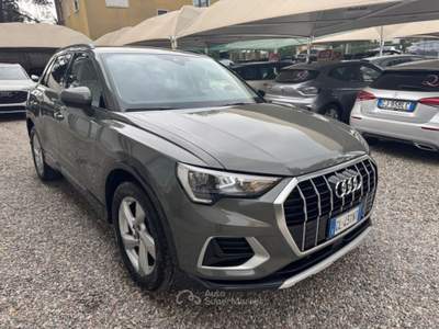Audi Q3 35 TDI S tronic Business Advanced Grigio usata Castiglione Olona
