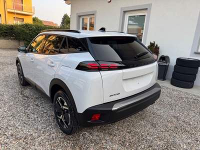 Peugeot 2008 PureTech 100 S&S Allure Bianco usata Castiglione Olona