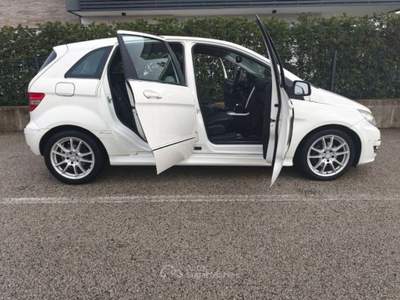 Mercedes-Benz Classe B CDI Executive ( TAGLIANDATA ) Bianco usata Vicenza