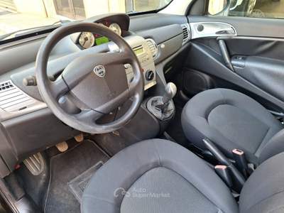 Lancia Ypsilon 75 CV Platinum Nero usata Castellana Grotte