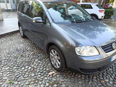 Volkswagen Touran AUTOMATICO Grigio usata TORINO