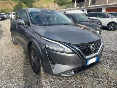 Nissan Qashqai MHEV 140 CV Business Grigio usata Milano
