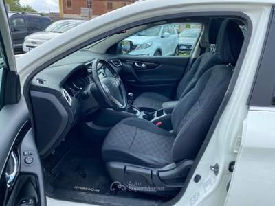 Nissan Qashqai 1.6 dCi 2WD 360 Bianco usata Sinalunga