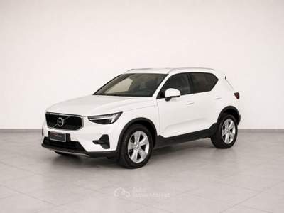 Volvo XC40 B3 CORE AUTO Bianco usata San Fior