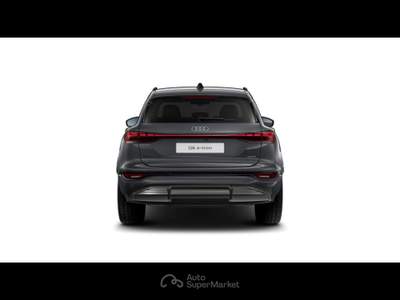 Audi TT Audi Q6 SUV S line edition e-tron  315,00 kW Grigio usata San Fior
