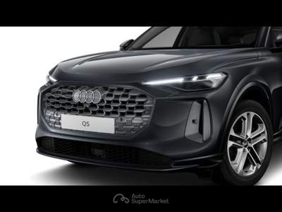 Audi TT Audi Q5 SUV Business Advanced TDI  150 kW S tronic Grigio usata San Fior