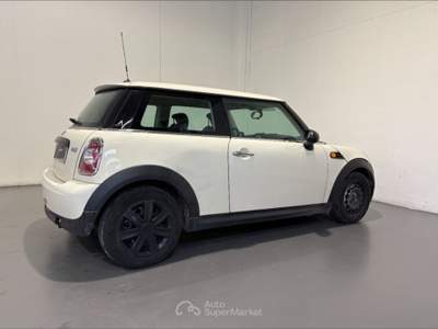 MINI Clubman 1.6 ONE S/CLIMA Beige usata San Fior