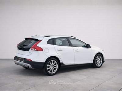Volvo V40 Cross Country 2.0 d2 BUSINESS PLUS geartronic my19 Bianco usata San Fior