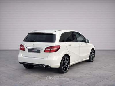 Mercedes-Benz CLA SSE B 220 SPORT 4MATIC AWD AUTO Bianco usata San Fior