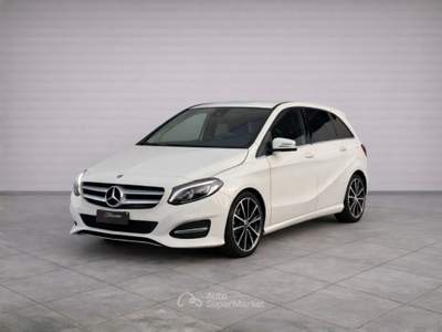Mercedes-Benz CLA SSE B 220 SPORT 4MATIC AWD AUTO Bianco usata San Fior