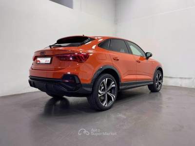 Audi Q3 SPORTBACK 45 TFSIe S-TRONIC IDENTITY BLACK Arancione usata San Fior
