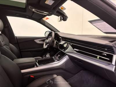 Audi Q8 55 TFSI e TIPTRONIC QUATTRO S-LINE PLUS Blu/Azzurro usata San Fior