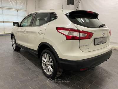 Nissan Qashqai 1.5 dCi 110CV-E6 Bianco usata Fossano