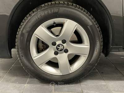 Peugeot 3008 2.0 HDI 150CV Business-E6-NAVI-GRIPCONTROL Nero usata Fossano