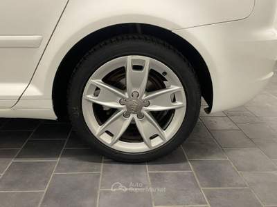 Audi A3 Sportback 2.0 TDI 140cv Ambition-UNIPRO Bianco usata Fossano