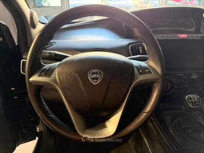 Lancia Ypsilon YPSILON 1.0 70 CV HYBRID PLATINO Nero usata Pomezia