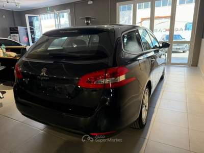 Peugeot 308 308 SW 1.5 BLUEHDI ACTIVE 130 CV Grigio usata Pomezia