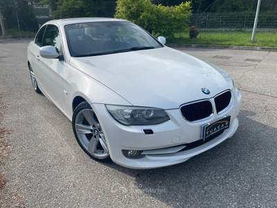 BMW Serie 3 320d BMW 3 series 320 d BluePerformance Attiva #10545 Bianco usata Moncalieri