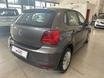 Volkswagen Polo Polo V 2014 5p 1.0 mpi Trendline 60cv Grigio usata Gambellara