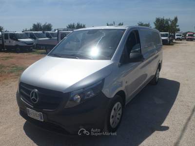 Mercedes-Benz Vito furgone maxi attrezzato Grigio usata San Michele Salentino