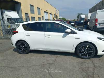 Toyota Auris 1.8h Lounge cvt Bianco usata Cassina de' Pecchi