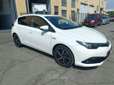 Toyota Auris 1.8h Lounge cvt Bianco usata Cassina de' Pecchi