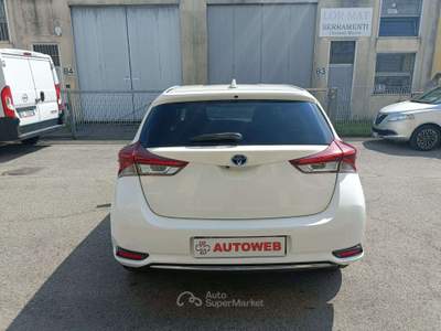 Toyota Auris 1.8h Lounge cvt Bianco usata Cassina de' Pecchi