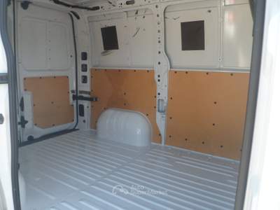 Renault Master furgone tetto basso Bianco usata San Michele Salentino
