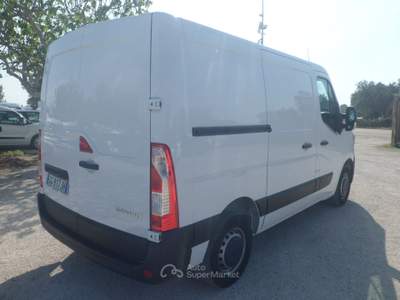 Renault Master furgone tetto basso Bianco usata San Michele Salentino