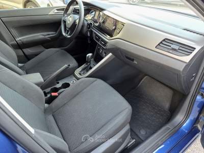 Volkswagen Polo Polo VI 2017 5p 1.0 tsi Comfortline 95cv dsg Blu/Azzurro usata Volla