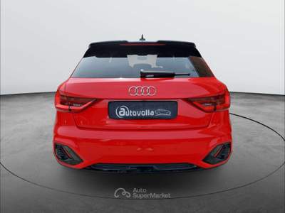 Audi A1 A1 II 2019 Citycarver Citycarver 25 1.0 tfsi Admired 95cv Rosso usata Volla