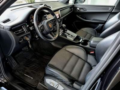 Porsche Macan Macan I 2022 2.0 T 265cv pdk Nero usata Volla