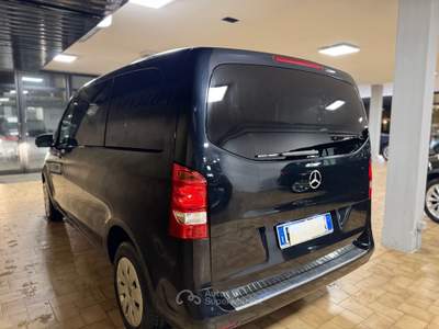 Mercedes-Benz Vito 5 posti /autocarro Nero usata Quarrata