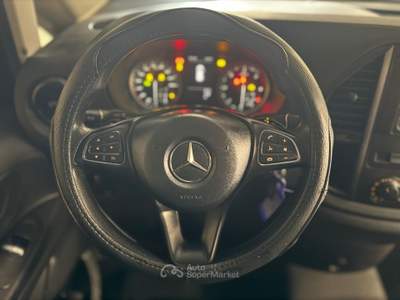 Mercedes-Benz Vito 5 posti /autocarro Nero usata Quarrata