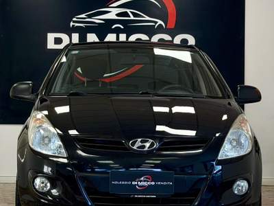 Hyundai i20 5p. BlueDrive GPL Comfort Nero usata Rimini