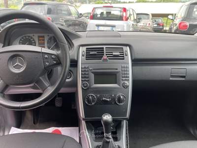 Mercedes-Benz Classe B B 180 NGT BlueEFFICIENCY Chrome NEO PATENTATI Nero usata Perugia