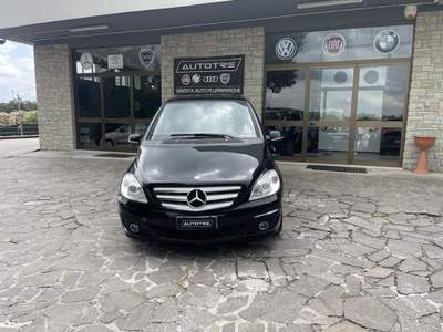 Mercedes-Benz Classe B B 180 NGT BlueEFFICIENCY Chrome NEO PATENTATI Nero usata Perugia