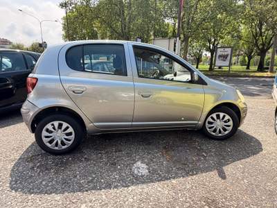 Toyota Yaris TOYOTA YARIS 1.0 BENZINA 5P OK NEO PATENTATI usata Torino