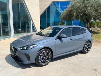 BMW Serie 1 118d 118d MSport Possibilità noleggio no scoring Blu/Azzurro usata Gela