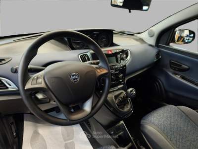 Lancia Ypsilon  - ypsilon 1.0 firefly 5 porte s&s hybrid go Grigio usata Treviso