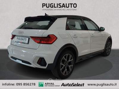 Audi A1 citycarver 30 TFSI Admired Bianco usata BELPASSO