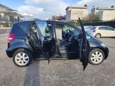 Mercedes-Benz Classe A Benzina ( NAVIGAZIONE ) Nero usata Vicenza