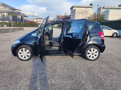 Mercedes-Benz Classe A Benzina ( NAVIGAZIONE ) Nero usata Vicenza