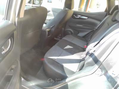 Nissan Qashqai Nissan Qashqai 1.6 dci 130cv 2016 Grigio usata Sant'Egidio del Monte Albino