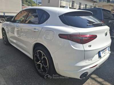 Alfa Romeo Stelvio 2.2 Turbodiesel 210 CV AT8 Q4 Veloce Bianco usata Varallo