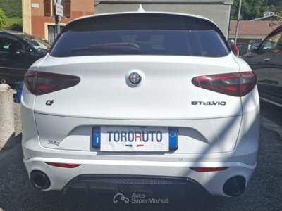 Alfa Romeo Stelvio 2.2 Turbodiesel 210 CV AT8 Q4 Veloce Bianco usata Varallo