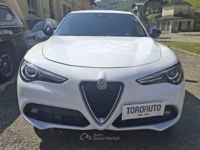 Alfa Romeo Stelvio 2.2 Turbodiesel 210 CV AT8 Q4 Veloce Bianco usata Varallo