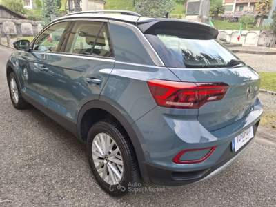 Volkswagen T-Roc 1.0 TSI Life  UNICO PROPR. Blu/Azzurro usata Varallo