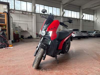 Seat Leon SEAT MO’ ESCOOTER 125 MY 2021 Rosso usata Castenaso