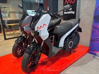 Seat Leon SEAT MO’ ESCOOTER 125 MY 2021 Bianco usata Castenaso